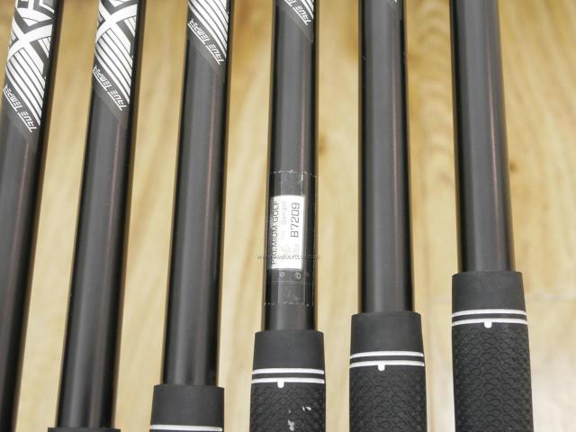 Iron set : Callaway : ชุดเหล็ก Callaway Rogue Pro Black CF18 (ออกปี 2018 นุ่ม มัน คม) มีเหล็ก 5-Pw (6 ชิ้น) ก้านเหล็ก XP 105 S300