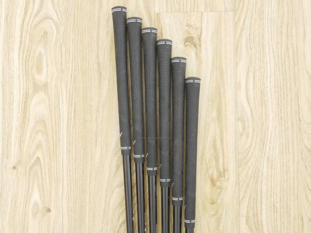 Iron set : Callaway : ชุดเหล็ก Callaway Rogue Pro Black CF18 (ออกปี 2018 นุ่ม มัน คม) มีเหล็ก 5-Pw (6 ชิ้น) ก้านเหล็ก XP 105 S300
