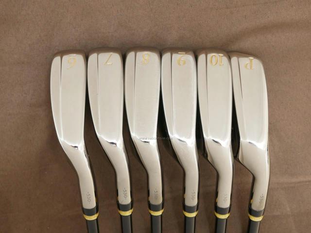 Iron set : Maruman : ชุดเหล็ก Maruman Majesty Royale (รุ่นท๊อปสุด ปี 2021 ของใหม่ 8 หมื่นบาท) มีเหล็ก 6-10,Pw (6 ชิ้น เบอร์ 6 ตีระยะเท่าเบอร์ 5 ของรุ่นอื่น) ก้านกราไฟต์ Flex R