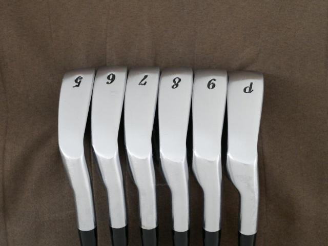 Iron set : Other Brand : ชุดเหล็ก Zodia CM-1 Forged (นุ่มมากๆๆๆๆ) มีเหล็ก 5-Pw (6 ชิ้น) ก้านเหล็ก NS Pro Modus 120 Flex S