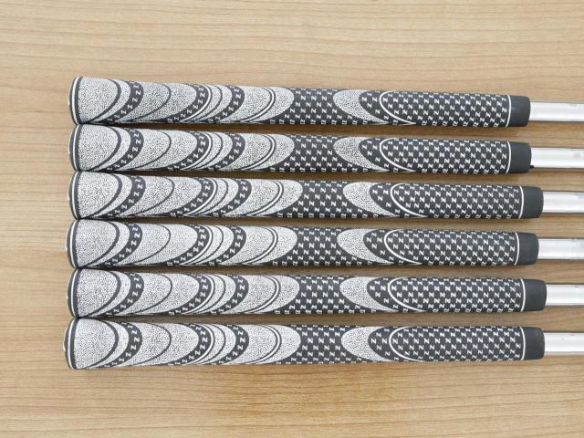 Iron set : Mizuno : ชุดเหล็ก Mizuno Pro 518 Forged (รุ่นปี 2019 นุ่มมาก) มีเหล็ก 5-Pw (6 ชิ้น) ก้านเหล็ก Dynamic Gold 95 S200