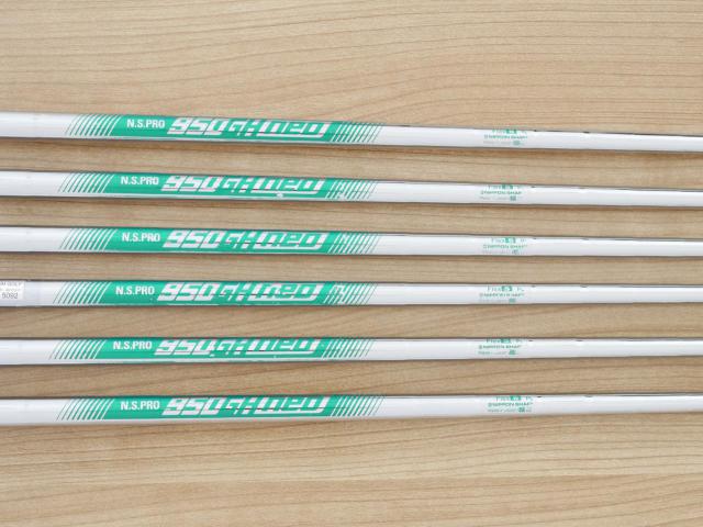 Iron set : Callaway : ชุดเหล็ก Callaway APEX Forged (รุ่นปี 2022) มีเหล็ก 5-Pw (6 ชิ้น) ก้านเหล็ก NS Pro 950 NEO Flex S