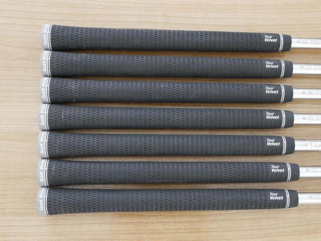 Iron set : Mizuno : ชุดเหล็ก Mizuno Pro 223 Forged (รุ่นปี 2023 นุ่มมาก แน่น คมมากๆ) มีเหล็ก 4-Pw (7 ชิ้น) ก้านเหล็ก NS Pro ZELOS 8 Flex R