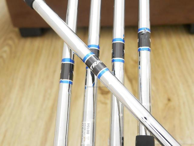 Iron set : Callaway : ชุดเหล็ก Callaway Strata มีเหล็ก 6-Pw (5 ชิ้น) ก้านเหล็ก Uniflex