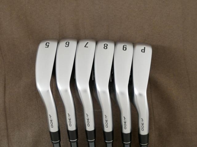 Iron set : Callaway : ชุดเหล็ก Callaway APEX Ai300 Forged (รุ่นล่าสุด ออกปี 2024) มีเหล็ก 5-Pw (6 ชิ้น) ก้านกราไฟต์ UST Mamiya RECOIL DART 6 Flex R
