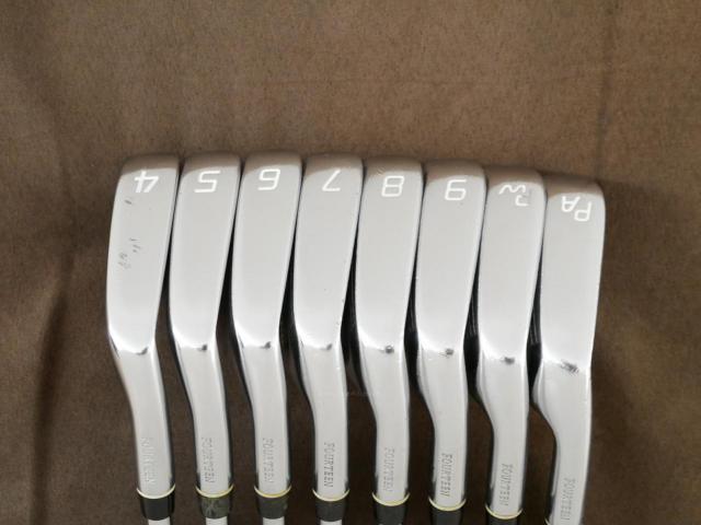 Iron set : Fourteen : ชุดเหล็ก Fourteen TC-550 Forged มีเหล็ก 4-Pw,Aw (8 ชิ้น) ก้านเหล็ก Ns Pro 950 Flex S