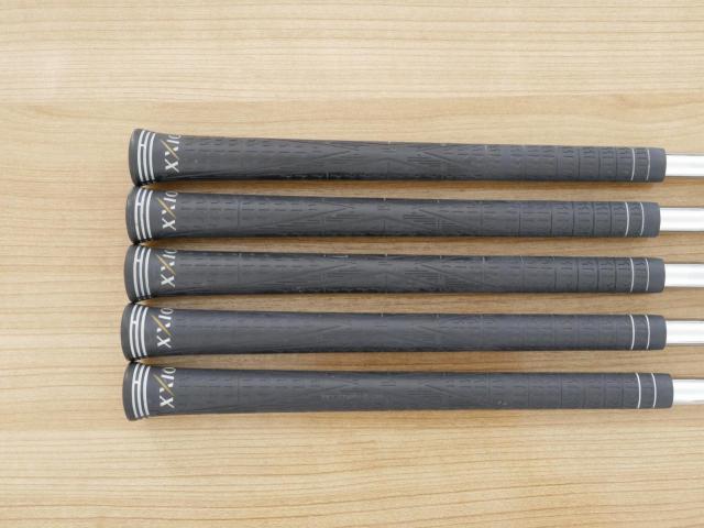 Iron set : XXIO : ชุดเหล็ก XXIO 8 (ใบใหญ่ ตีง่าย ไกล) มีเหล็ก 6-Pw (5 ชิ้น) ก้านเหล็ก NS Pro 900 D.S.T Flex S