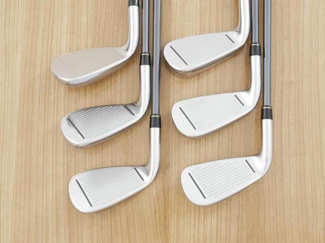 Iron set : Taylormade : ชุดเหล็ก Taylormade Gloire G (รุ่นท๊อปสุด ตีไกลมากๆ เหล็ก 7 Loft 26.5 หน้าเด้ง) มีเหล็ก 6-Pw,Aw (6 ชิ้น) ก้านกราไฟต์ Flex S