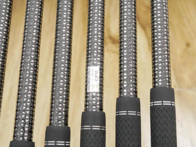 Iron set : Other Brand : ชุดเหล็ก EON GIGA CP-1 (หน้า Maraging ไกลมากๆ) มีเหล็ก 5-Pw (6 ชิ้น) ก้านเหล็ก NS Pro 750 Wrap Tech Flex S
