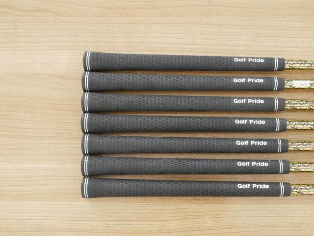 Iron set : Yonex : ชุดเหล็ก Yonex Royal DTP (ออกปี 2016 ท๊อปสุด ก้านดีมาก หน้าเด้ง ตีไกลสุดๆ) มีเหล็ก 7-Pw,Aw,As,Sw (7 ชิ้น) ก้านกราไฟต์ Flex SR