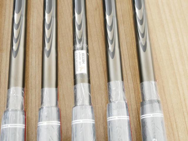 Iron set : Taylormade : **ของใหม่ ยังไม่แกะพลาสติก** ชุดเหล็ก Taylormade P7CB Forged Designer Series (หายาก ซีรี่ย์ท้อปสุด ล่าสุด ปี 2025) มีเหล็ก 5-Pw (6 ชิ้น) ก้านเหล็ก NS Pro Modus 120 Flex S
