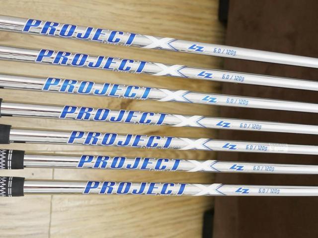 Iron set : Titleist : ชุดเหล็ก Titleist T100 Forged (รุ่นล่าสุด ออกปี 2019) มีเหล็ก 4-Pw (7 ชิ้น) ก้านเหล็ก Project X LZ 120g 6.0 Flex S 