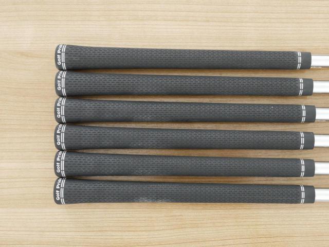 Iron set : Titleist : ชุดเหล็ก Titleist T100S Forged (รุ่นปี 2022) มีเหล็ก 5-Pw (6 ชิ้น) ก้านเหล็ก NS Pro Modus 105 Flex S