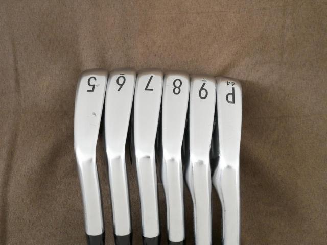 Iron set : Titleist : ชุดเหล็ก Titleist T100S Forged (รุ่นปี 2022) มีเหล็ก 5-Pw (6 ชิ้น) ก้านเหล็ก NS Pro Modus 105 Flex S