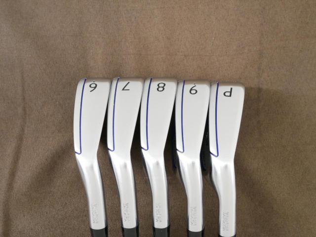 Iron set : Yamaha : ชุดเหล็ก Yamaha Inpres DriveStar (ออกปี 2023 ตีไกลที่สุด ไกลกว่าเหล็กทั่วไป 2 เบอร์ หน้าเด้งมากๆ) มีเหล็ก 6-Pw (5 ชิ้น) ก้านเหล็ก NS Pro 850 Neo Flex S