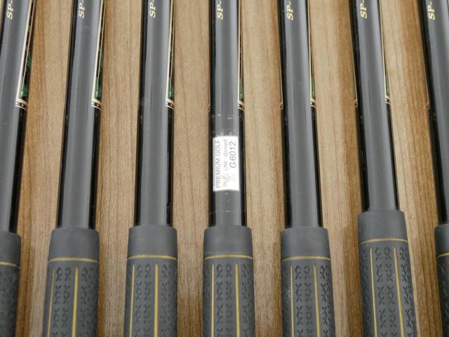 Iron set : XXIO : ชุดเหล็ก XXIO Prime 7 (รุ่นท๊อปสุด ตีง่าย ไกล) มีเหล็ก 5-Pw,Aw (7 ชิ้น) ก้านกราไฟต์ SP-700 Flex R