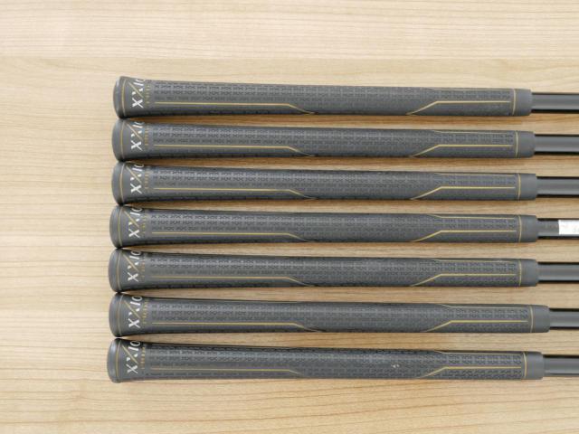 Iron set : XXIO : ชุดเหล็ก XXIO Prime 7 (รุ่นท๊อปสุด ตีง่าย ไกล) มีเหล็ก 5-Pw,Aw (7 ชิ้น) ก้านกราไฟต์ SP-700 Flex R