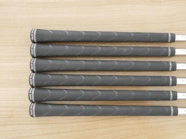 Iron set : Mizuno : ชุดเหล็ก Mizuno Pro 719 Forged (ปี 2020 นุ่มมาก แน่น คมมากๆ) มีเหล็ก 5-Pw (6 ชิ้น) ก้านเหล็ก Dynamic Gold 95 S200