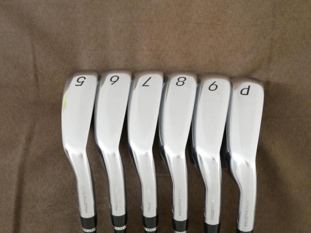 Iron set : RC Royal Collection : ชุดเหล็ก RC (Royal Collection) AM-X (ออกปี 2023) มีเหล็ก 5-Pw (6 ชิ้น) ก้านกราไฟต์ Flex R