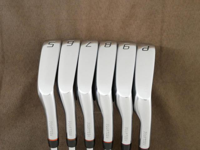 Iron set : Fourteen : ชุดเหล็ก Fourteen TC560 Forged มีเหล็ก 5-Pw (6 ชิ้น) ก้านเหล็ก NS Pro 950 HT Flex S