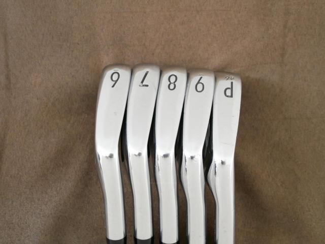 Iron set : Titleist : ชุดเหล็ก Titleist T100 Forged (รุ่นปี 2020) มีเหล็ก 6-Pw (5 ชิ้น) ก้านเหล็ก AMT Tour White S200