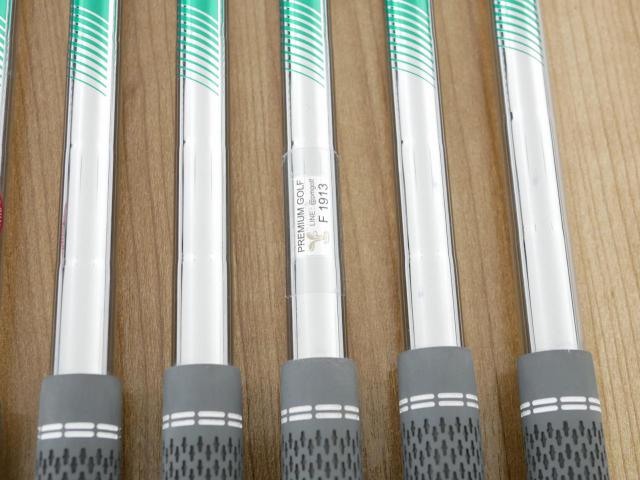 Iron set : Taylormade : ชุดเหล็ก Taylormade P790 (ตัวท้อปสุด ล่าสุด ออกปี 2025 Japan Spec.) มีเหล็ก 5-Pw (6 ชิ้น) ก้านเหล็ก NS Pro 950 NEO Flex S