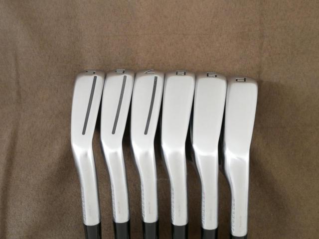 Iron set : Taylormade : ชุดเหล็ก Taylormade P790 (ตัวท้อปสุด ล่าสุด ออกปี 2025 Japan Spec.) มีเหล็ก 5-Pw (6 ชิ้น) ก้านเหล็ก NS Pro 950 NEO Flex S