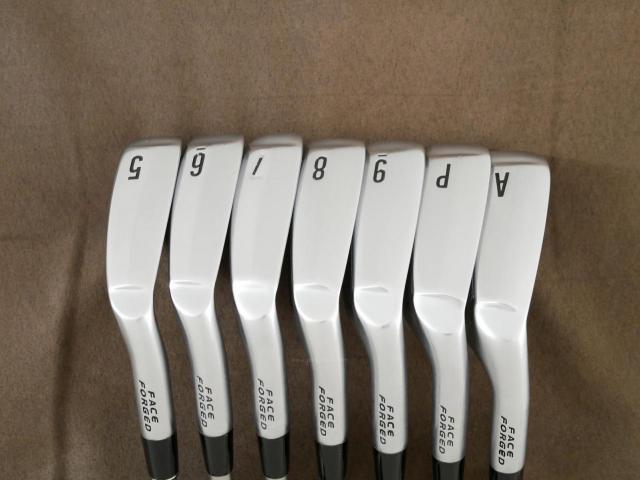 Iron set : Other Brand : ชุดเหล็ก Srixon ZX4 MK II (รุ่นปี 2023 ตีง่าย ไกล) มีเหล็ก 5-Pw,Aw (7 ชิ้น) ก้านกราไฟต์ Mitsubishi Diamana ZX-II 60 Flex S