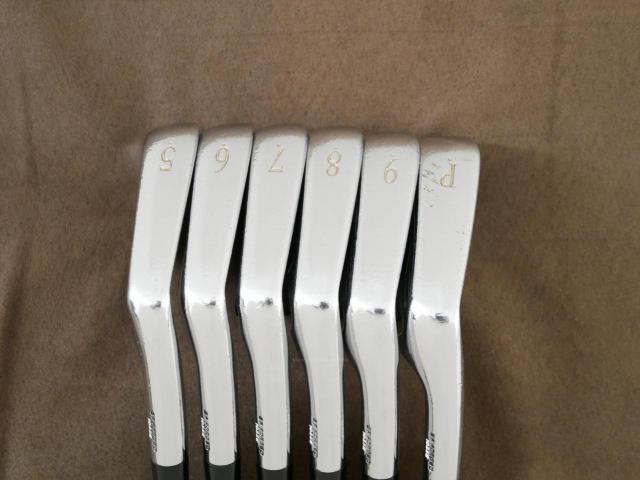 Iron set : Mizuno : ชุดเหล็ก Mizuno MP-15 Ti-Muscle Forged มีเหล็ก 5-Pw (6 ชิ้น) ก้านเหล็ก Dynamic Gold S200