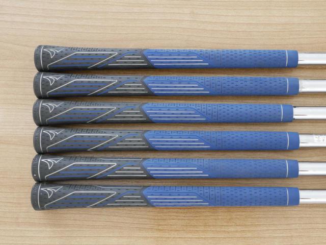 Iron set : Tourstage : ชุดเหล็ก Tourstage VIQ (Titanium) มีเหล็ก 5-Pw (6 ชิ้น) ก้านเหล็ก NS Pro 900 Flex S