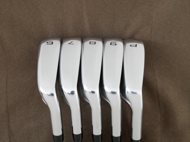 Iron set : Callaway : ชุดเหล็ก Callaway ELYTE (รุ่นล่าสุด ออกปี 2025 ตีง่ายมาก ไกล Japan Spec.) มีเหล็ก 6-Pw (5 ชิ้น) ก้านกราไฟต์ Fujikura VENTUS 5 Flex R