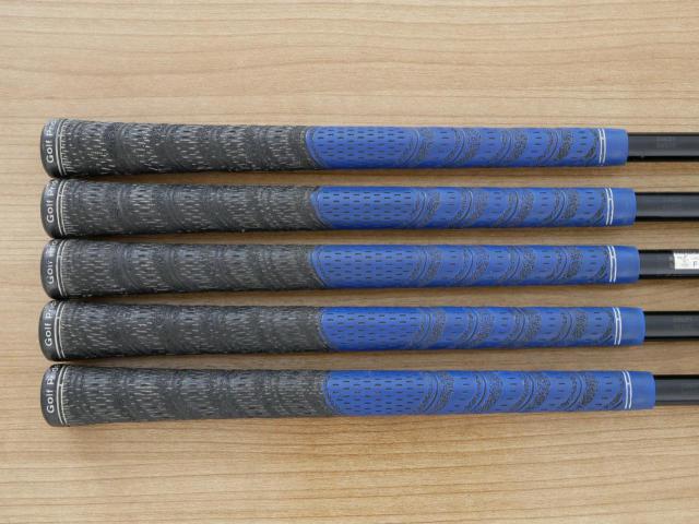 Iron set : Mizuno : ชุดเหล็ก Mizuno JPX 825 Forged มีเหล็ก 6-Pw (5 ชิ้น) ก้านกราไฟต์ Flex SR