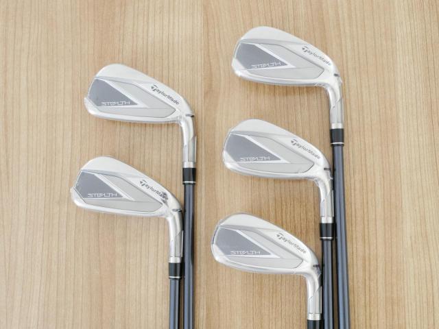 Iron set : Taylormade : **ของใหม่ ยังไม่แกะพลาสติก** ชุดเหล็ก Taylormade Stealth (ออกปี 2022 Japan Spec.) มีเหล็ก 6-Pw (5 ชิ้น) ก้านกราไฟต์ Mitsubishi Tensei TM60 Flex R