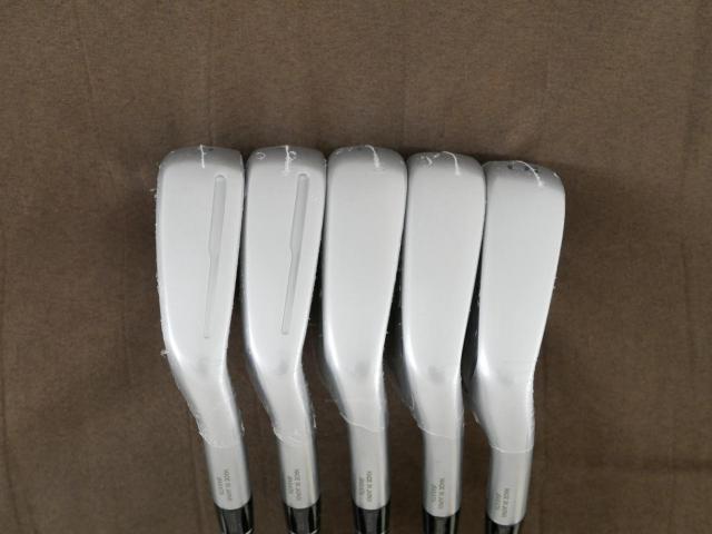 Iron set : Honma : **ของใหม่ ยังไม่แกะพลาสติก** ชุดเหล็ก Honma Tour World GS (ออกปี 2021 ใบใหญ่ ตีง่าย ไกล) มีเหล็ก 6-10 (5 ชิ้น) ก้านเหล็ก NS Pro 950 NEO Flex R
