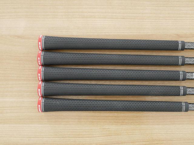 Iron set : Taylormade : ชุดเหล็ก Taylormade Stealth (ออกปี 2022 Japan Spec.) มีเหล็ก 6-Pw (5 ชิ้น) ก้านกราไฟต์ Mitsubishi Tensei TM60 Flex R