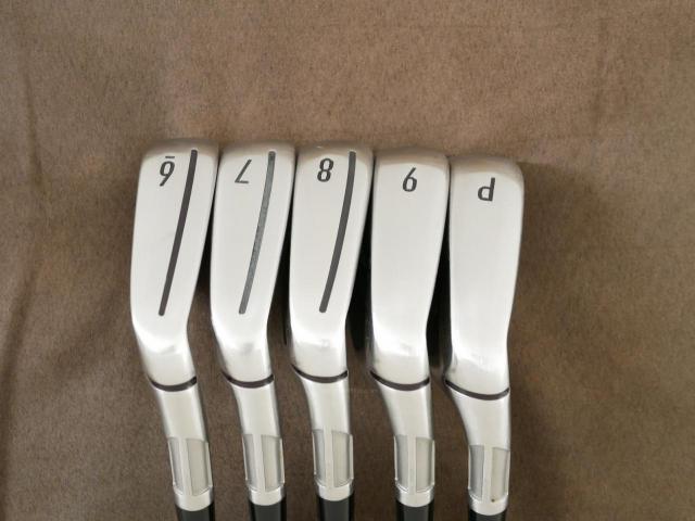 Iron set : Taylormade : ชุดเหล็ก Taylormade Stealth (ออกปี 2022 Japan Spec.) มีเหล็ก 6-Pw (5 ชิ้น) ก้านกราไฟต์ Mitsubishi Tensei TM60 Flex R