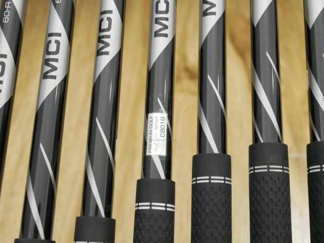 Iron set : Titleist : ชุดเหล็ก Titleist AP1 718 (ออกปี 2018) มีเหล็ก 5-Pw,48 (7 ชิ้น) ก้านกราไฟต์ Fujikura MCI 60 Flex R