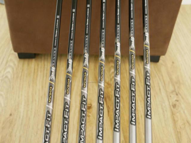 Iron set : Maruman : ชุดเหล็ก Maruman Shuttle NX-1 (ออกปี 2018 หน้าเด้งสุดๆ โกงสุดๆ เหล็ก 7 Loft 27) มีเหล็ก 5-Pw,Pa (7 ชิ้น) ก้านกราไฟต์ Flex R