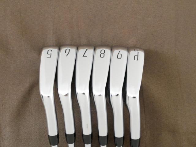 Iron set : Titleist : ชุดเหล็ก Titleist T200 Forged (รุ่นล่าสุด ออกปี 2023 Japan Spec) มีเหล็ก 5-Pw (6 ชิ้น) ก้านเหล็ก NS Pro 880 AMC Flex S 