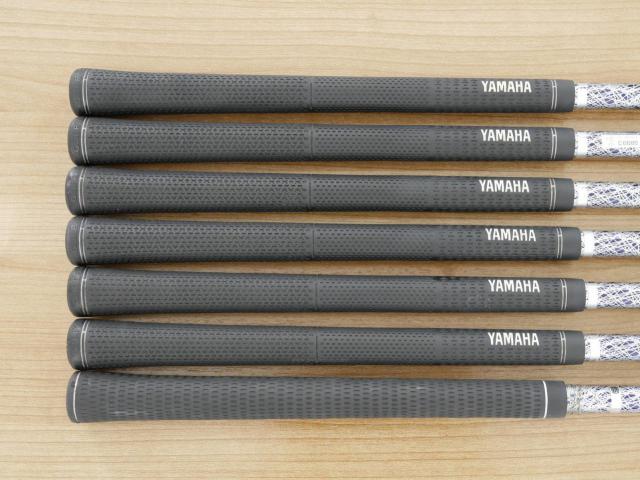 Iron set : Yamaha : ชุดเหล็ก Yamaha Inpres UD+2 (ปี 2018 ตีไกลที่สุด ไกลกว่าเหล็กทั่วไป 2 เบอร์) มีเหล็ก 7-Pw,Aw,As,Sw (7 ชิ้น) ก้านกราไฟต์ Flex SR