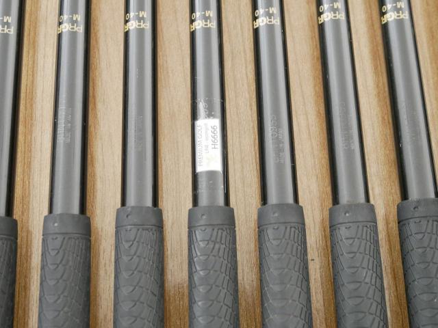 Iron set : PRGR : ชุดเหล็ก PRGR Premium Red TR-X 505 (รุ่นท็อป หน้าเด้ง ตีง่ายไกลมาก) มีเหล็ก 5-Pw,Aw,Sw (8 ชิ้น) ก้านกราไฟต์  M-40 Flex SR