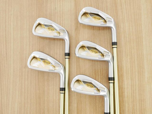 Iron set : Honma : ชุดเหล็ก Honma Beres IS-03 (ปี 2015 หน้าเด้ง Forged) มีเหล็ก 6-10 (5 ชิ้น) ก้าน ARMRQ 8 (49) Flex SR (2 ดาว)