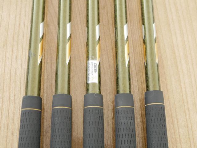 Iron set : Honma : ชุดเหล็ก Honma Beres IS-03 (ปี 2015 หน้าเด้ง Forged) มีเหล็ก 6-10 (5 ชิ้น) ก้าน ARMRQ 8 (49) Flex SR (2 ดาว)
