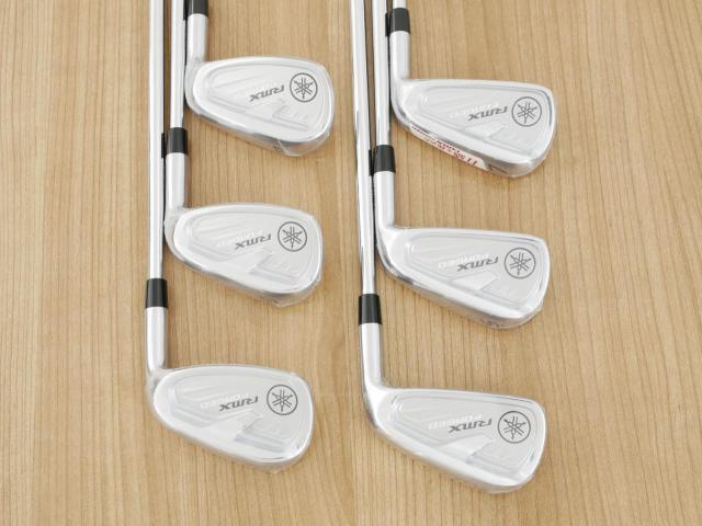Iron set : Yamaha : **ของใหม่ ยังไม่แกะพลาสติก** ชุดเหล็ก Yamaha RMX Forged (ปี 2022 นุ่มมากๆ) มีเหล็ก 5-Pw (6 ชิ้น) ก้านเหล็ก NS Pro 950 Flex R