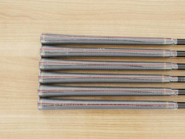 Iron set : Other Brand : **ของใหม่ ยังไม่แกะพลาสติก** ชุดเหล็ก Mutsumi Honma MH777 One Length (ใบใหญ่ ตีง่าย ไกล) มีเหล็ก 5-Pw (6 ชิ้น) ก้านกราไฟต์ Flex R