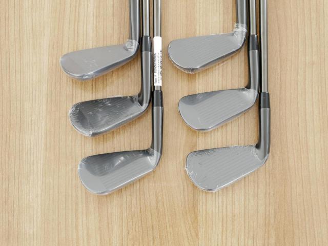 Iron set : Callaway : **ของใหม่ ยังไม่แกะพลาสติก** ชุดเหล็ก Callaway X Forged Black (รุ่นล่าสุด ปี 2024 นุ่ม แน่น หล่อมาก) มีเหล็ก 5-Pw (6 ชิ้น) ก้านเหล็ก NS Pro Modus 105 Flex S