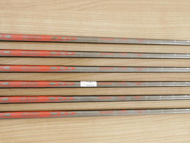 Iron set : Callaway : **ของใหม่ ยังไม่แกะพลาสติก** ชุดเหล็ก Callaway X Forged Black (รุ่นล่าสุด ปี 2024 นุ่ม แน่น หล่อมาก) มีเหล็ก 5-Pw (6 ชิ้น) ก้านเหล็ก NS Pro Modus 105 Flex S