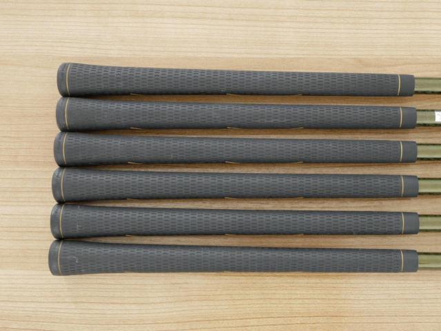 Iron set : Honma : ชุดเหล็ก Honma Beres IS-06 Forged (ปี 2019) มีเหล็ก 7-11,Aw (6 ชิ้น เทียบเท่า 6-Pw,Aw) ก้าน ARMRQ X (47) Flex R (2 ดาว)