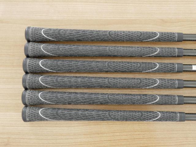 Iron set : Honma : Honma Beres MG703 (หน้าเด้ง) มีเหล็ก 6-11 (6 ชิ้น เทียบเท่า 5-Pw) ก้าน ARMRQ UD49 Flex R (1 ดาว)