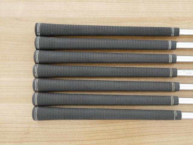 Iron set : Taylormade : ชุดเหล็ก Taylormade Gloire G (รุ่นท๊อปสุด ตีไกลมากๆ เหล็ก 7 Loft 26.5 หน้าเด้ง) มีเหล็ก 5-Pw,Aw (7 ชิ้น) ก้านเหล็ก NS Pro 830 Flex R